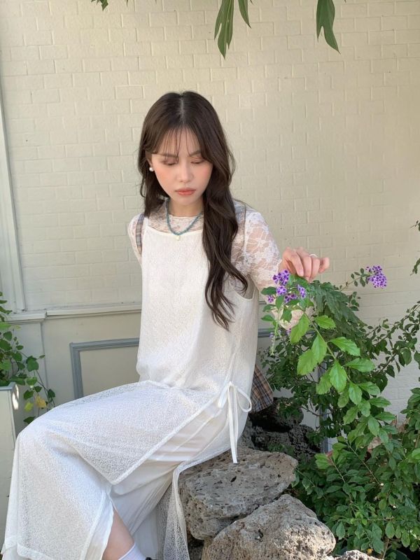 光影之間 空氣感細肩帶綁帶長洋裝 韓系疊穿洋裝 （2色） 