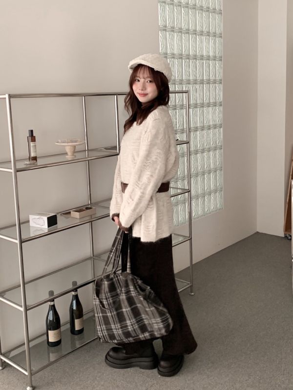 繫住溫柔 毛絨針織上衣＋麂皮腰帶 （2色） 