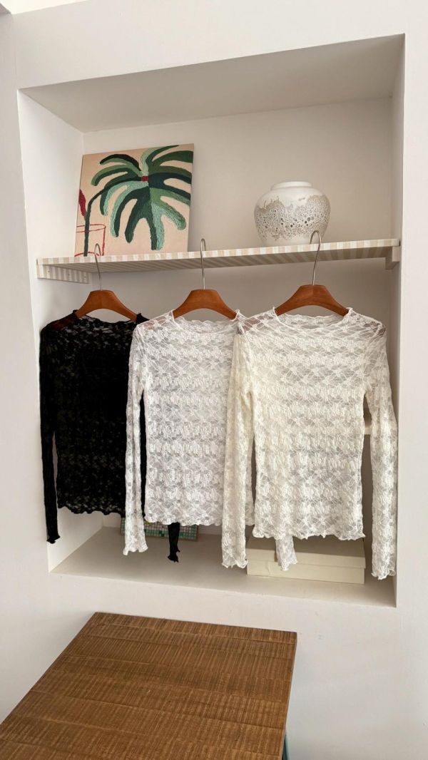 初戀午後的透膚蕾絲上衣 透膚長袖內搭 韓系疊穿打底 顯瘦氣質必備（3色） 