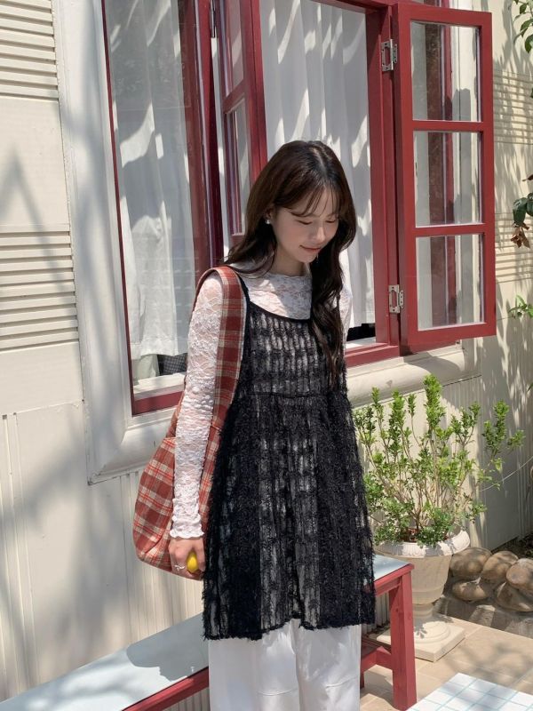 月光輕紗細肩背心 韓系透膚感蕾絲背心（3色） 