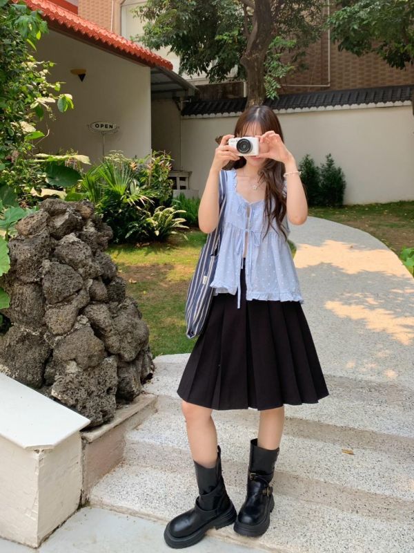 小花日常 格紋花花荷葉邊上衣（3色） 