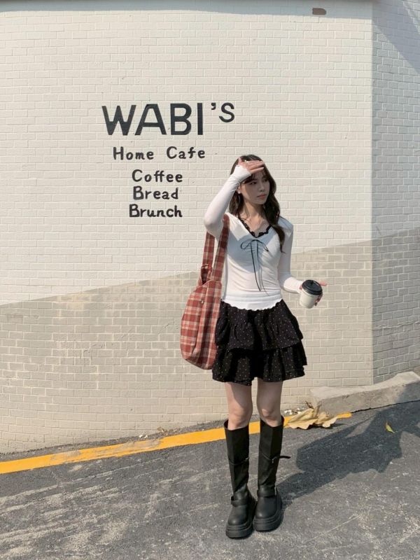 奶霜點點蛋糕短裙 韓系高腰顯瘦 層次荷葉裙 小辣感短裙 百搭春裝（2色） 