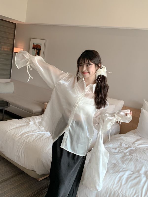 慕光之城 緞面光澤感綁帶襯衫 (2色) 