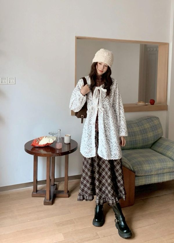 蜜漾晨曦 韓系立體毛毛花花綁帶罩衫 仙女感罩衫 顯瘦不刺癢 春夏秋必備（3色） 