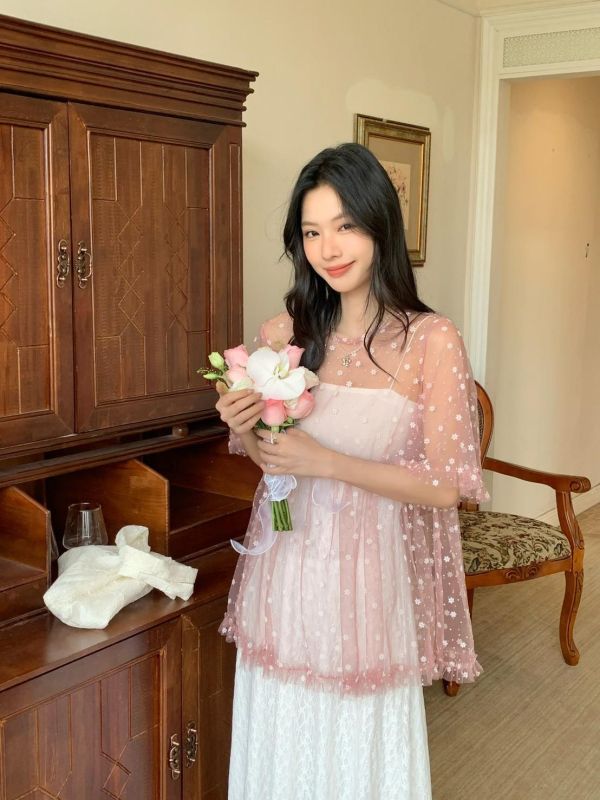 自訂款 花嫁光影 透紗小花洋裝上衣 婚禮氛圍感仙氣罩衫（2色） 