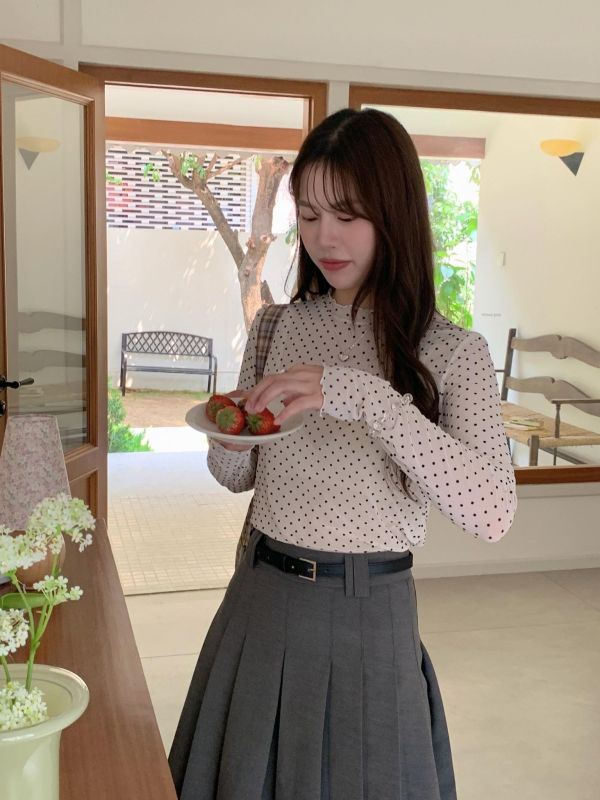 慵懶夜色感點點透膚上衣 微性感內搭 修身打底 （3色） 