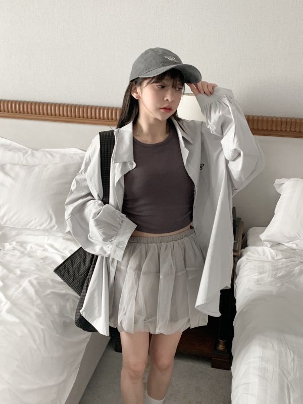 鹽系女孩必備 自訂款草寫B襯衫（2色） 