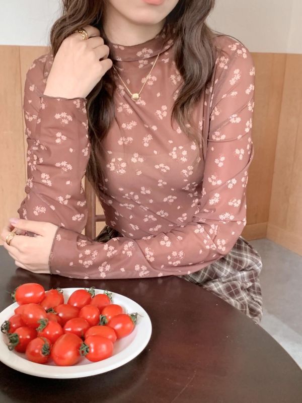 穗花公主 韓系碎花網紗上衣 溫柔奶霧小花 單穿疊穿都美 顯瘦不刺癢（四色） 