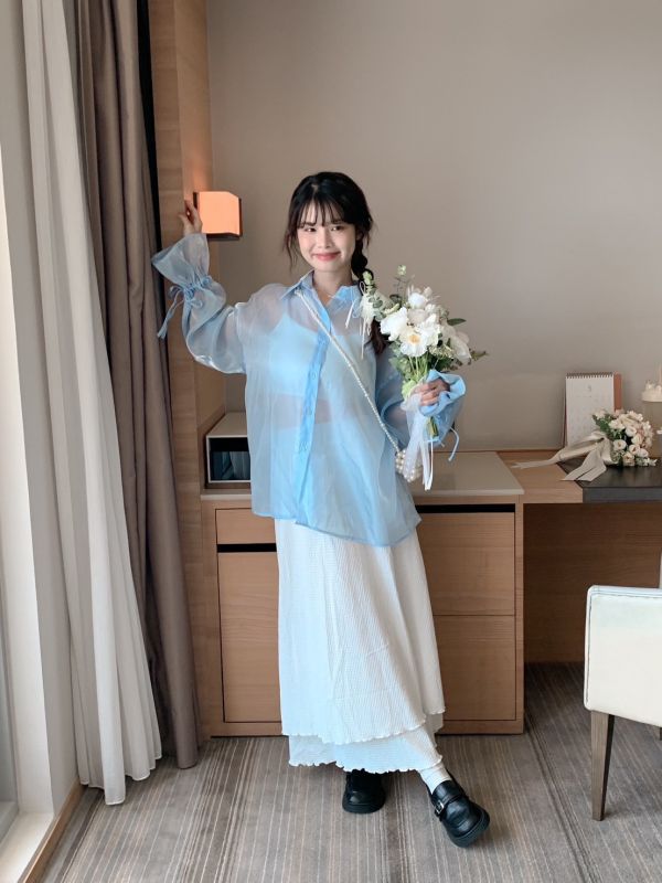 慕光之城 緞面光澤感綁帶襯衫 (2色) 