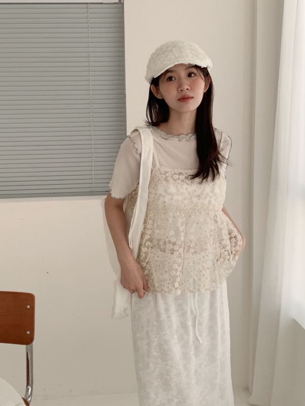 晴空琥珀透膚刺繡花花背心 (3色) 