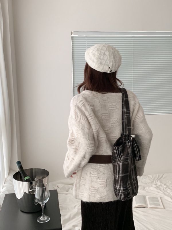 繫住溫柔 毛絨針織上衣＋麂皮腰帶 （2色） 