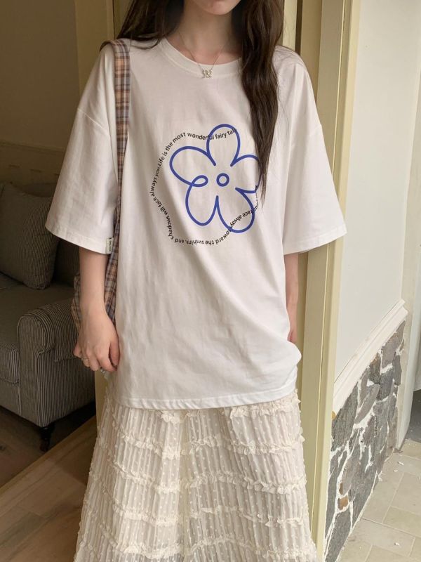 南法花園莊園 小花線條感寬鬆T恤 法式簡約百搭上衣（5色） 