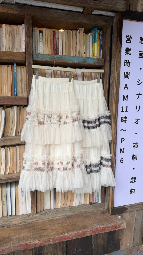 秋日公主花園 花朵網紗層次蛋糕長裙 高腰蓬蓬紗裙(2色） 