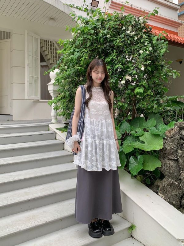 花開那一刻 側綁帶細肩背心 顯瘦版型（3色） 