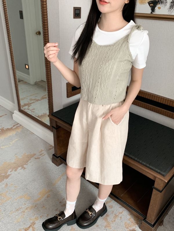 春天的微風 真兩件式花邊吊帶+白短T 