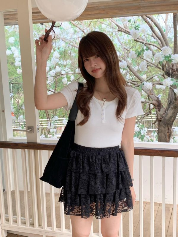 春日花語 蕾絲蛋糕裙 韓系甜妹層次短裙 高腰顯瘦 約會感百搭短裙（2色） 