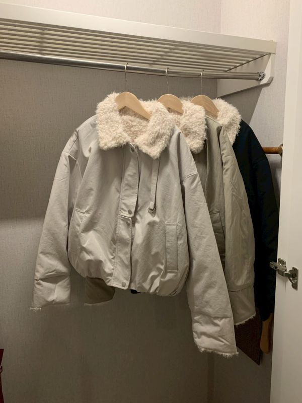 奶霜暖語 毛毛領短版外套 保暖小澎設計（3色） 