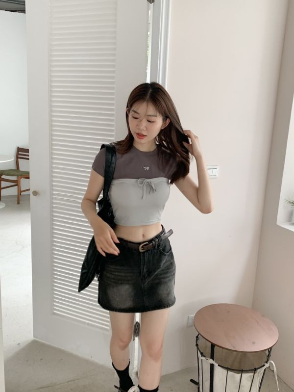 直播熱銷百件 女團風彈力蝴蝶結刺繡短版上衣(6色) 