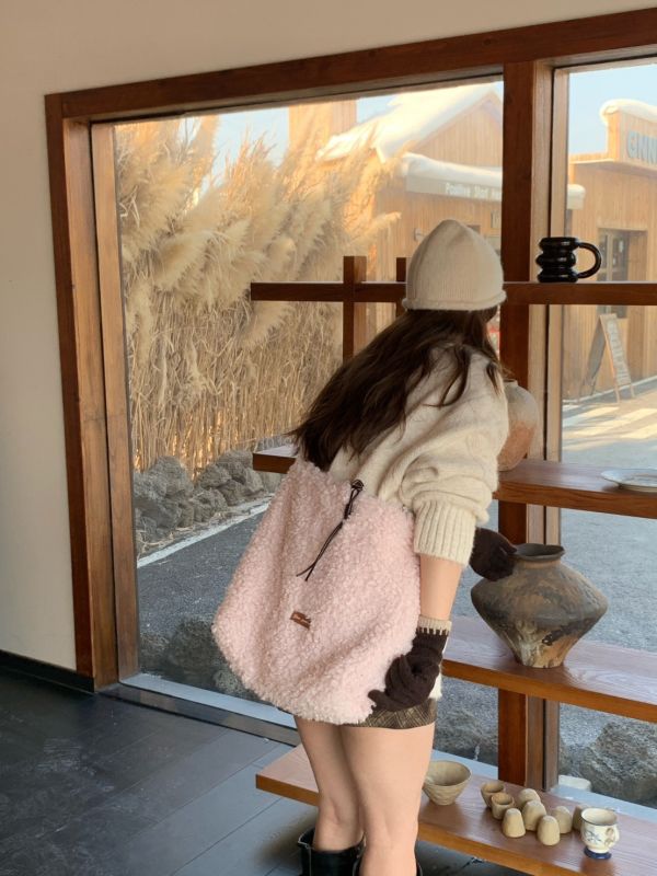 綿羊抱抱 雙面可背羊羔毛托特包 一包兩用 翻面變新包 秋冬必備 輕量百搭肩背包（3色） 