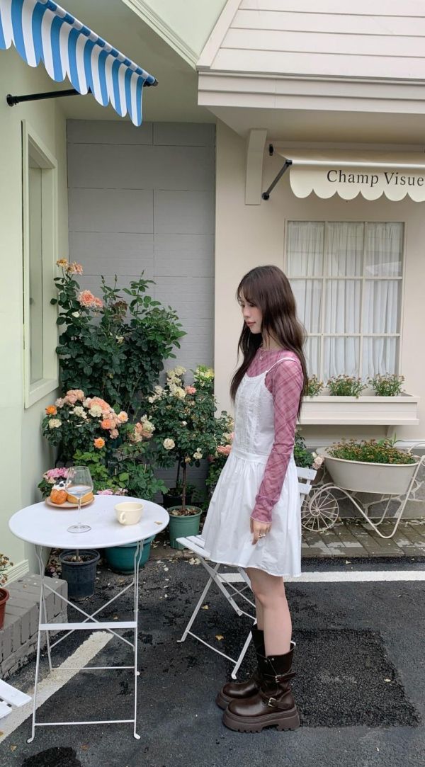 巴黎白晝 細節壓紋層次小白裙 法式溫柔氣質洋裝 