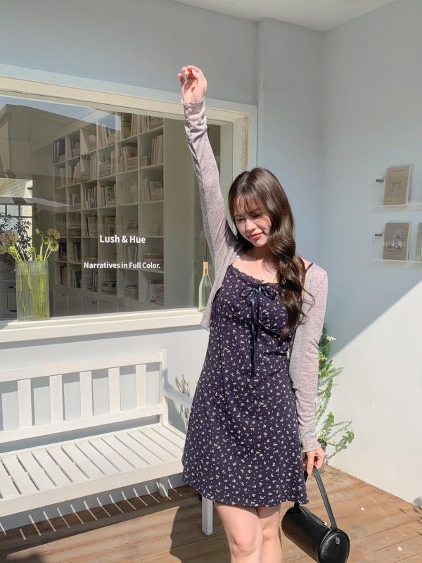 歐式小鎮日常 碎花細肩背心＋柔霧短版罩衫兩件套 