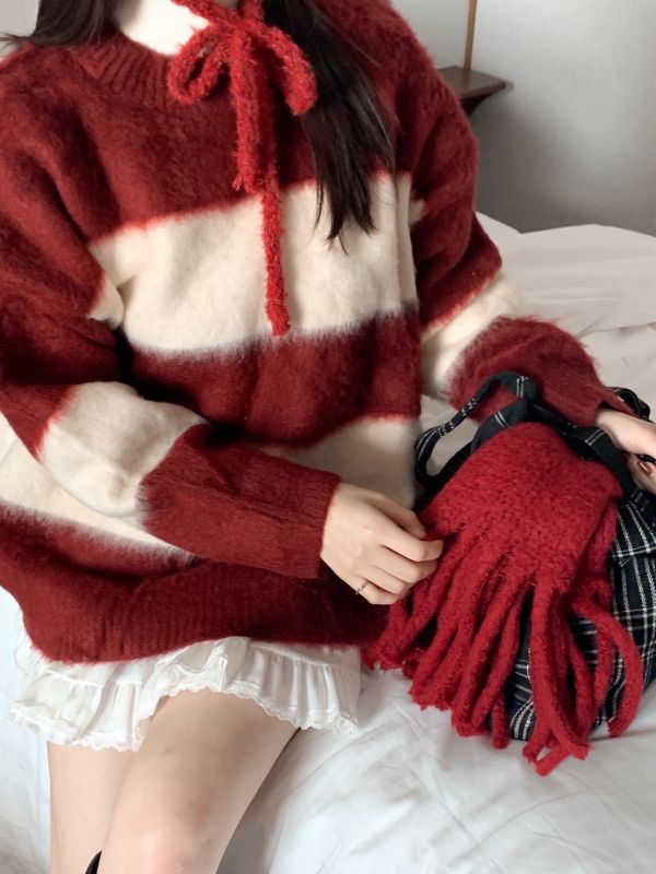 冬日莓果戀曲 毛絨條紋寬鬆針織 顯瘦存在感毛衣（2色） 