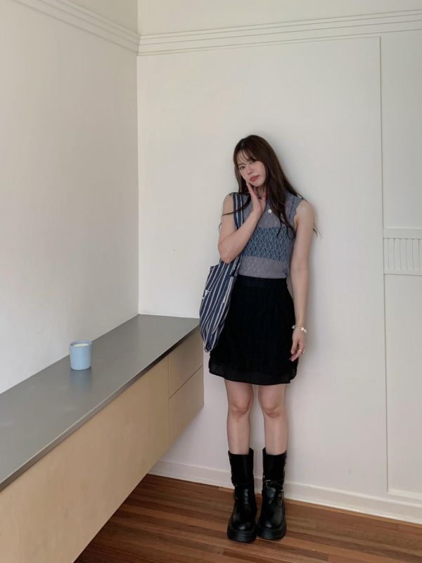 把春天穿在身上 雙層設計鬆緊腰短裙 高腰顯瘦 溫柔感短裙（2色） 