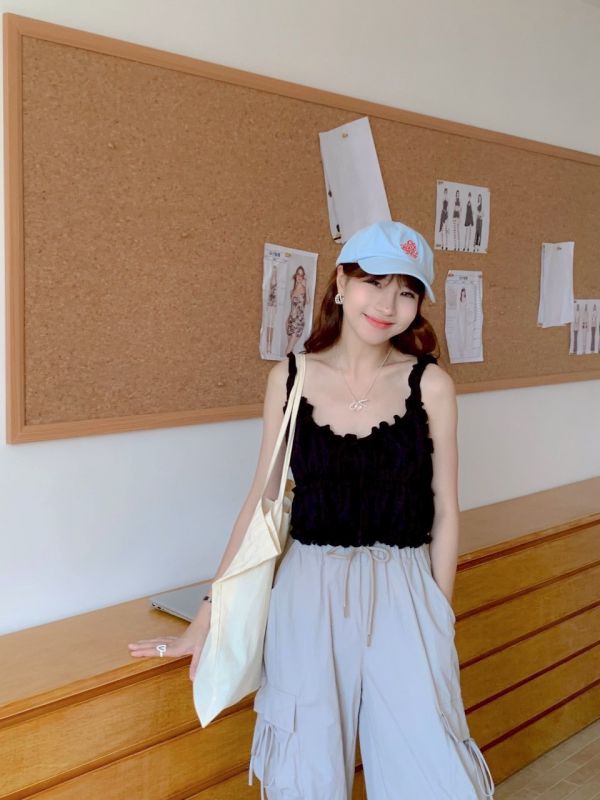 甜而不膩 夏日綁帶背心 