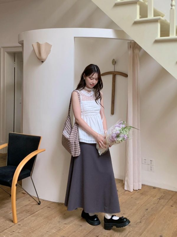 鈴蘭微光 綁帶細肩背心 收腰顯瘦 輕甜傘擺背心（2色） 