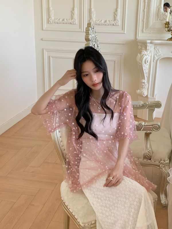 自訂款 花嫁光影 透紗小花洋裝上衣 婚禮氛圍感仙氣罩衫（2色） 