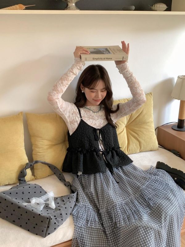 晚風花紋細肩背心 韓系短版顯瘦 小性感荷葉上衣 春夏百搭背心（3色） 