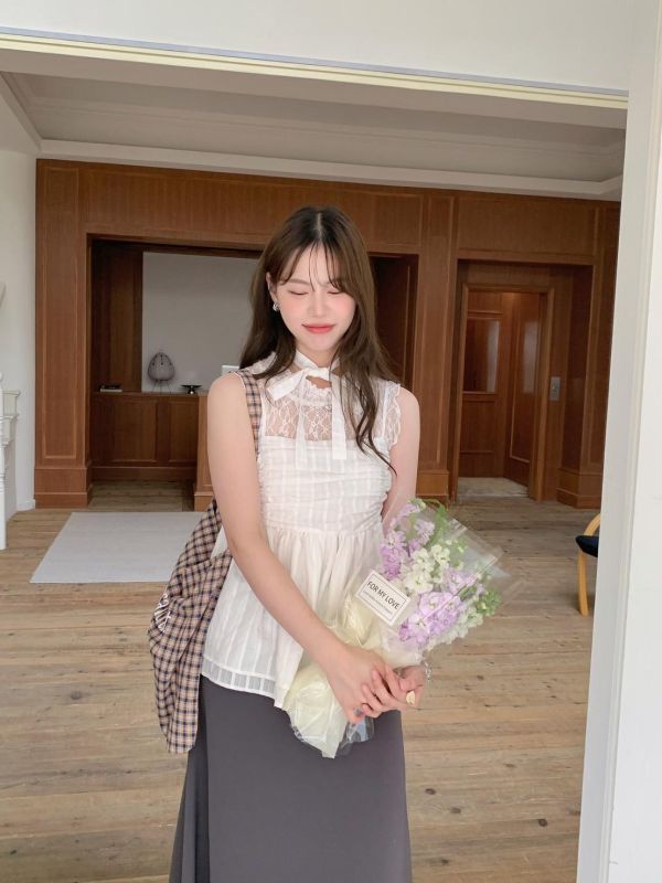 鈴蘭微光 綁帶細肩背心 收腰顯瘦 輕甜傘擺背心（2色） 