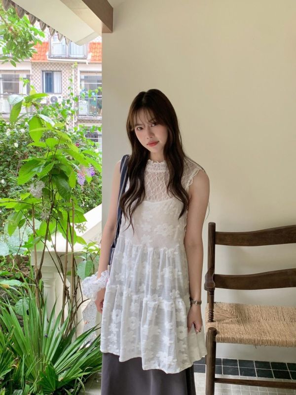 花開那一刻 側綁帶細肩背心 顯瘦版型（3色） 