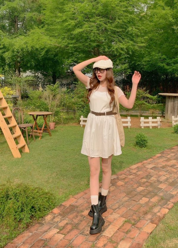 當個奶油味甜系女孩 百搭方領吊帶連身裙（配腰帶） 