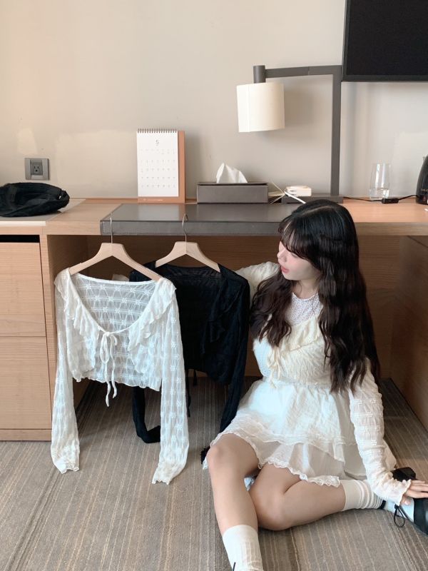 溫柔女神 翻領提花罩衫 