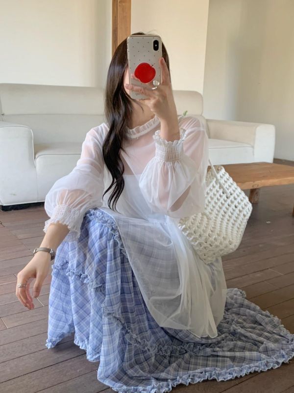 雲霧娃娃 網紗上衣 韓系透膚長袖顯瘦上衣 百搭氣質上衣（3色） 