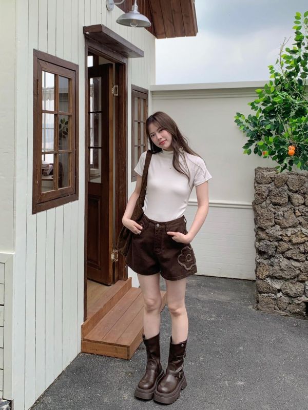 南法日常穿搭 立體花牛仔短褲 百搭顯腿長款（3色） 