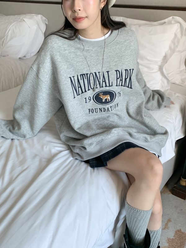 楓糖少女 寬鬆刺繡Over size大學T 