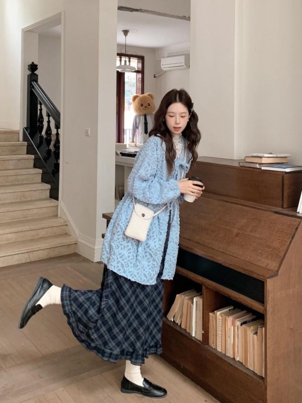 蜜漾晨曦 韓系立體毛毛花花綁帶罩衫 仙女感罩衫 顯瘦不刺癢 春夏秋必備（3色） 