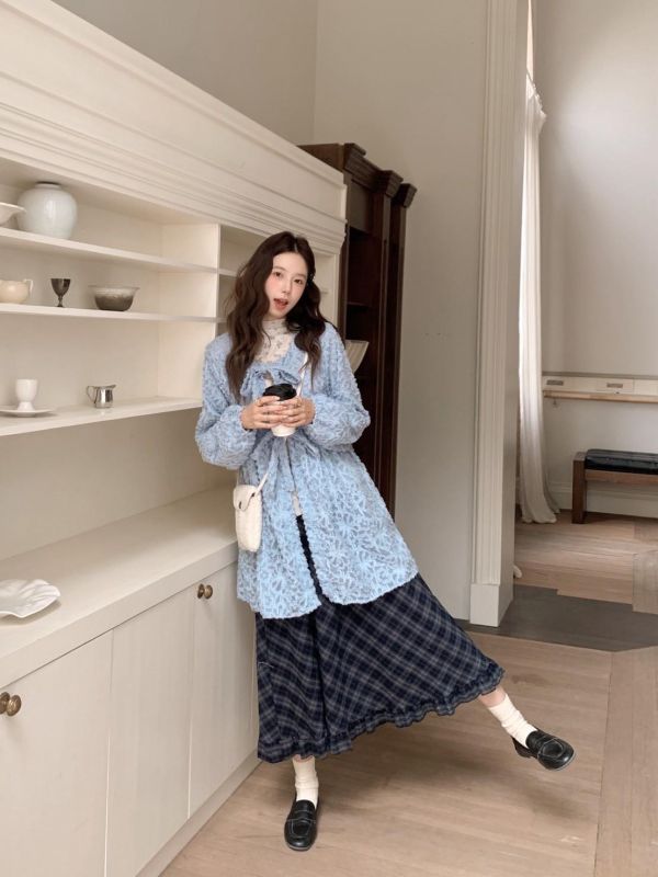 蜜漾晨曦 韓系立體毛毛花花綁帶罩衫 仙女感罩衫 顯瘦不刺癢 春夏秋必備（3色） 