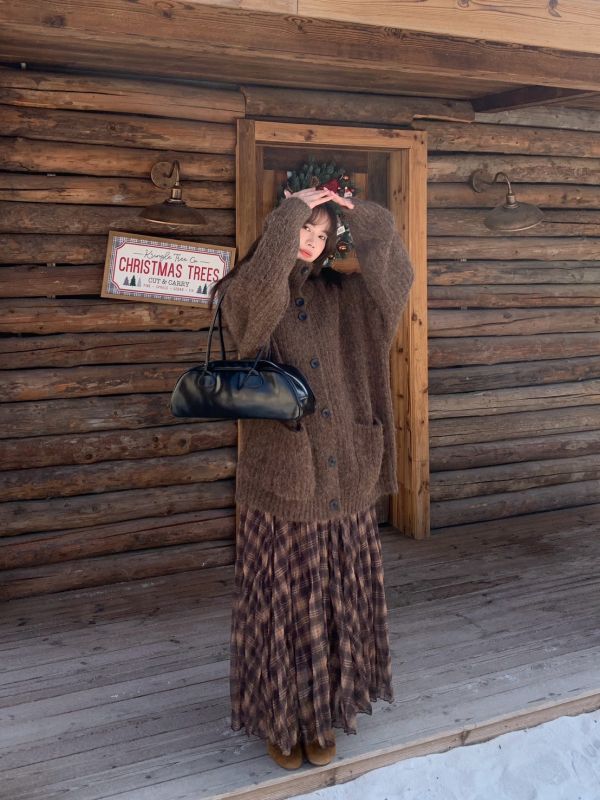 琥珀色的旋律 日系柔光格紋百褶長裙 鬆緊腰不貼腿 顯瘦垂墜感 四季可穿通勤日常裙（3色） 