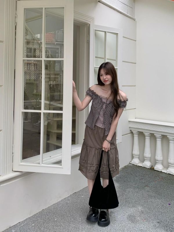 小眾氛圍款  拼接設計 蝴蝶結綁帶 小性感短版顯瘦上衣（2色） 