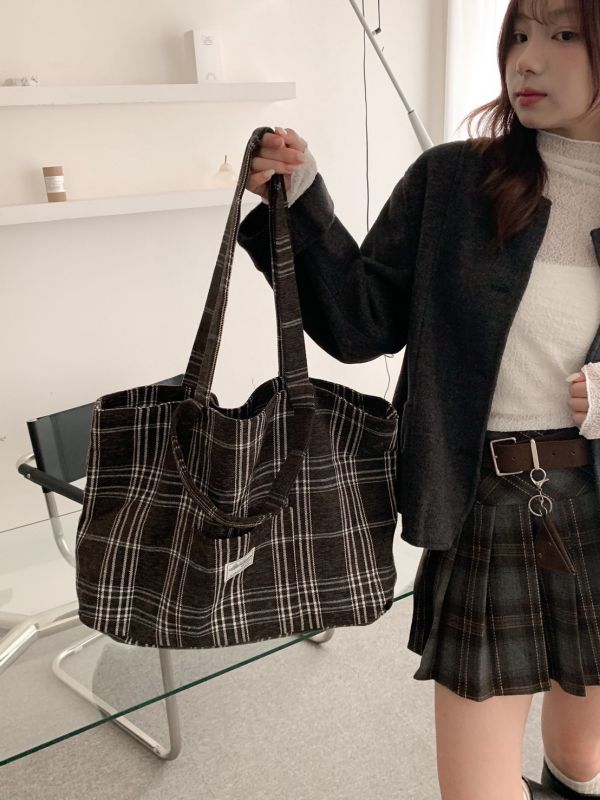 上學日的早晨 格紋大容量托特包 上課通勤都能裝 （2色） 