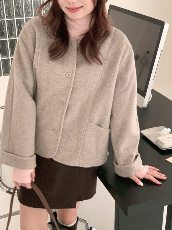 精緻季節 無領羊毛感短版大衣 外套顯瘦不挑人（3色） 
