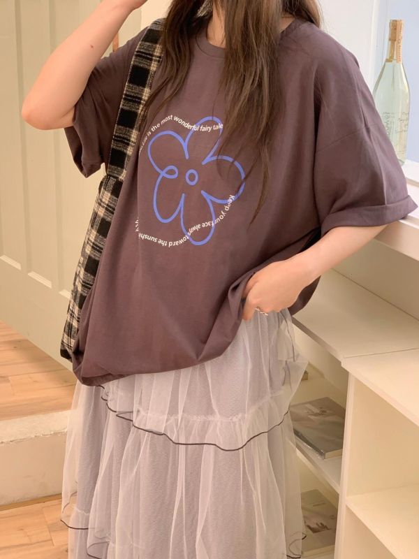 南法花園莊園 小花線條感寬鬆T恤 法式簡約百搭上衣（5色） 