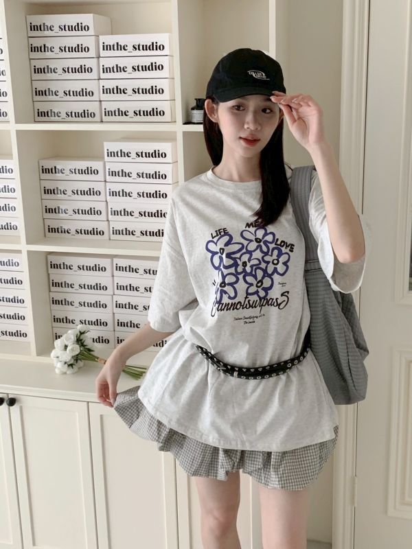 手繪插畫感 花花大T(男女可穿） 