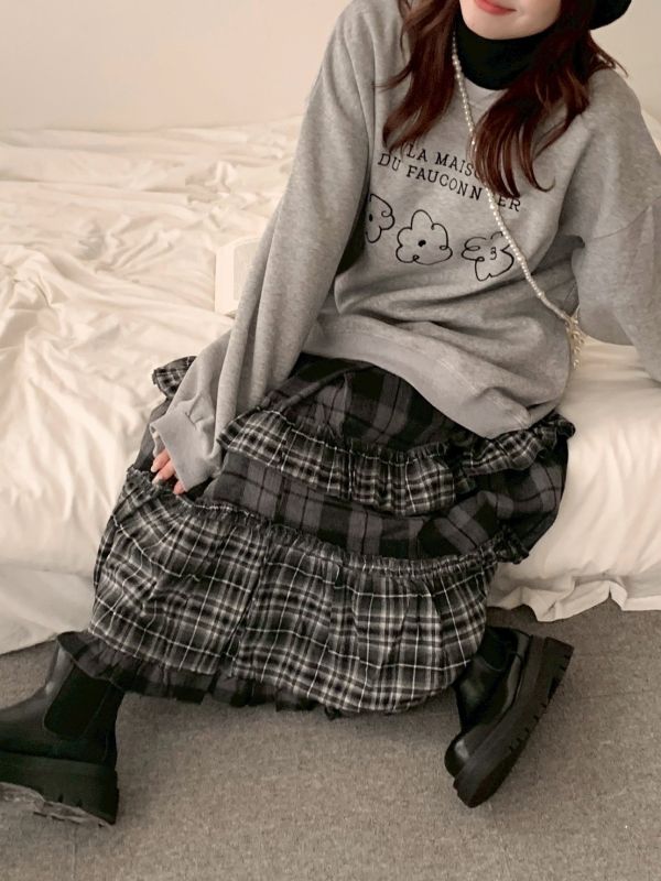 在裙擺裡藏了一點浪漫 多層次格紋蛋糕長裙 顯瘦鬆緊腰 （2色） 