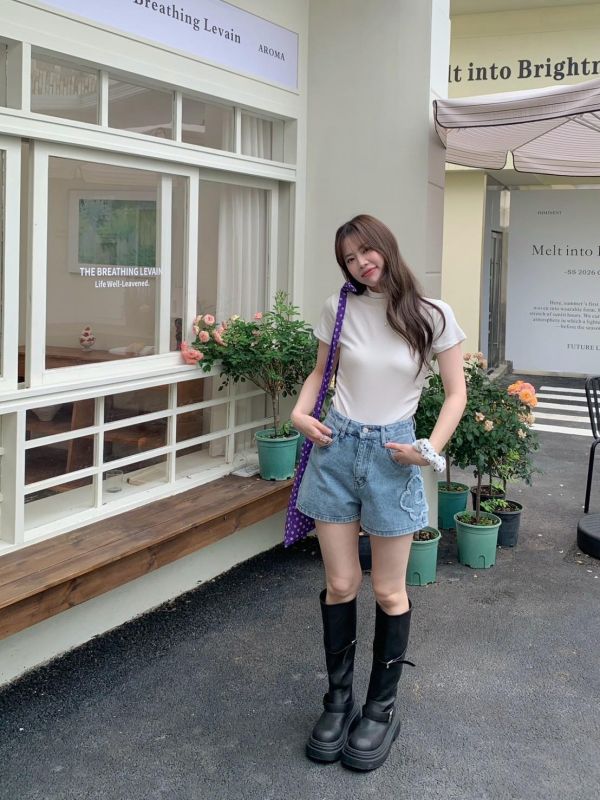 南法日常穿搭 立體花牛仔短褲 百搭顯腿長款（3色） 