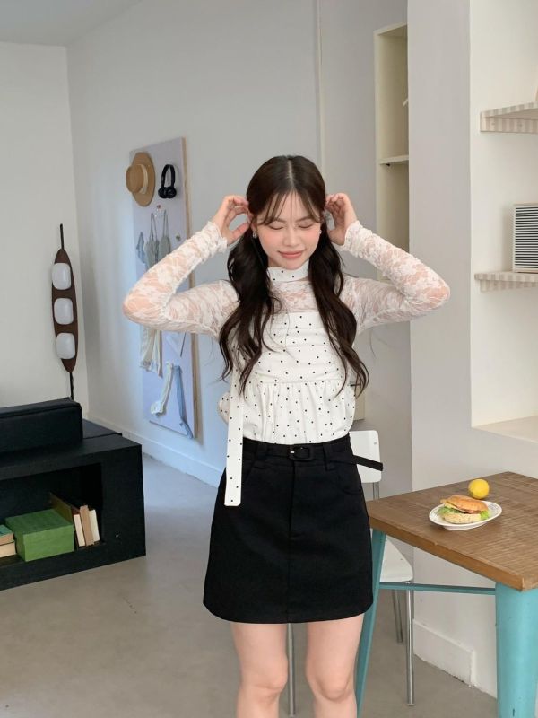 清冷系高腰A字短裙（附腰帶） 