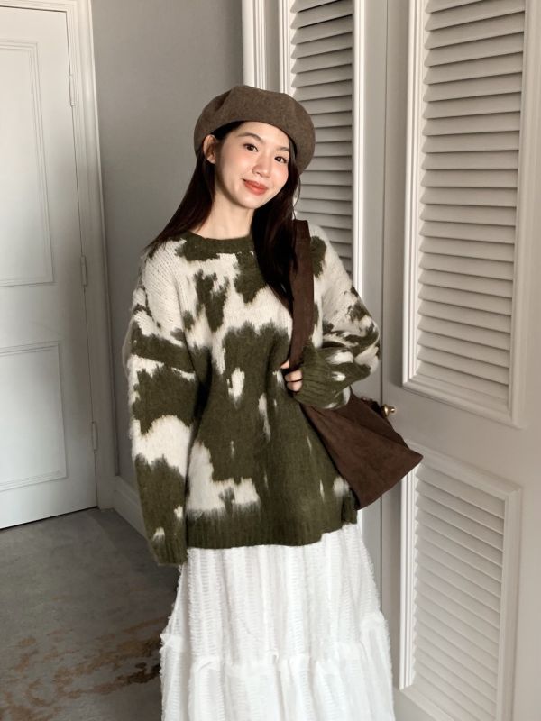 甜韓街拍感 渲染毛絨上衣溫暖又有型 